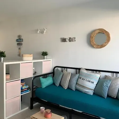 דירה Beautiful Studio Of 27 M Very Bright *